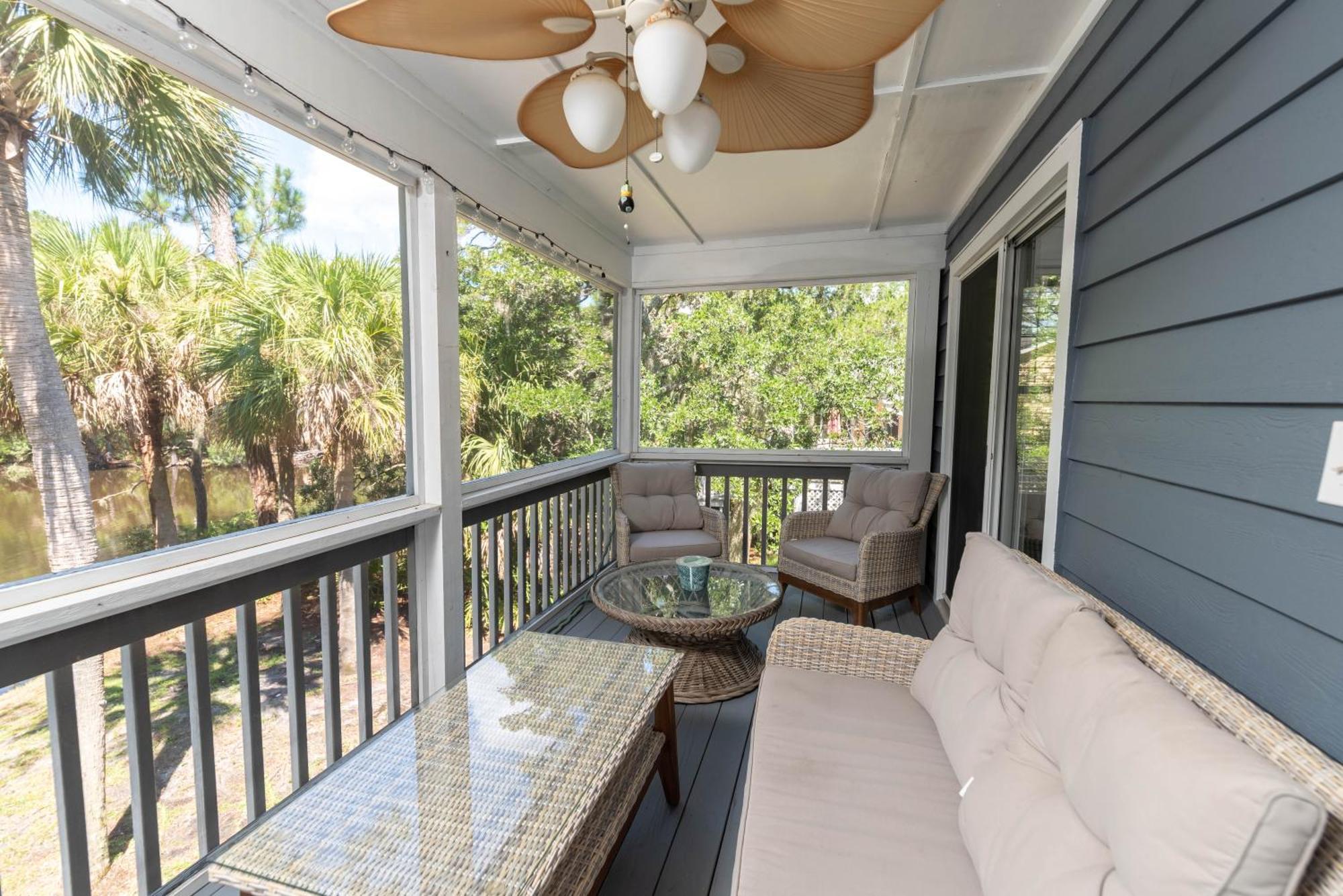 New Listing! Sleeps 10 On Harbor Island - Golf Cart Available For Rent Exterior foto